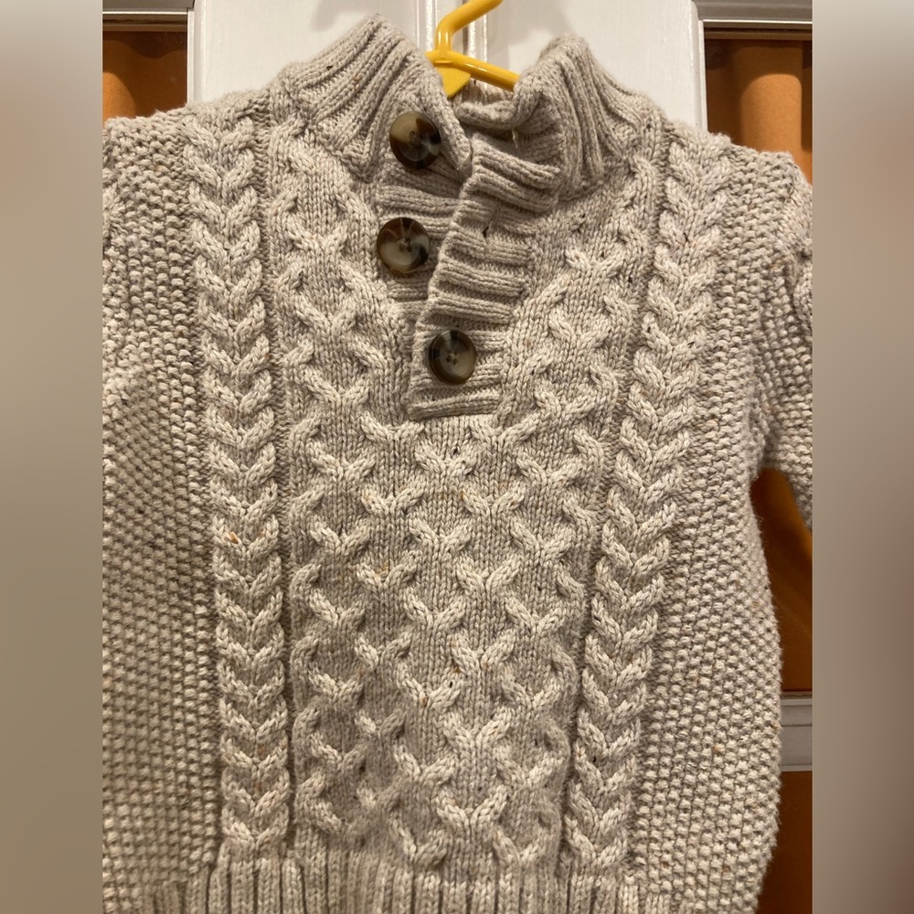 2T cream knit sweater, VGUC. - Picture 4 of 8
